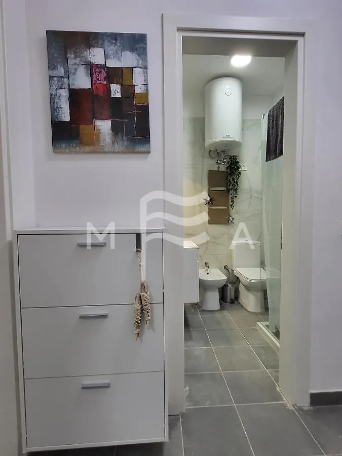 Hotel Pista Kosova 875 Durrës Zajazd