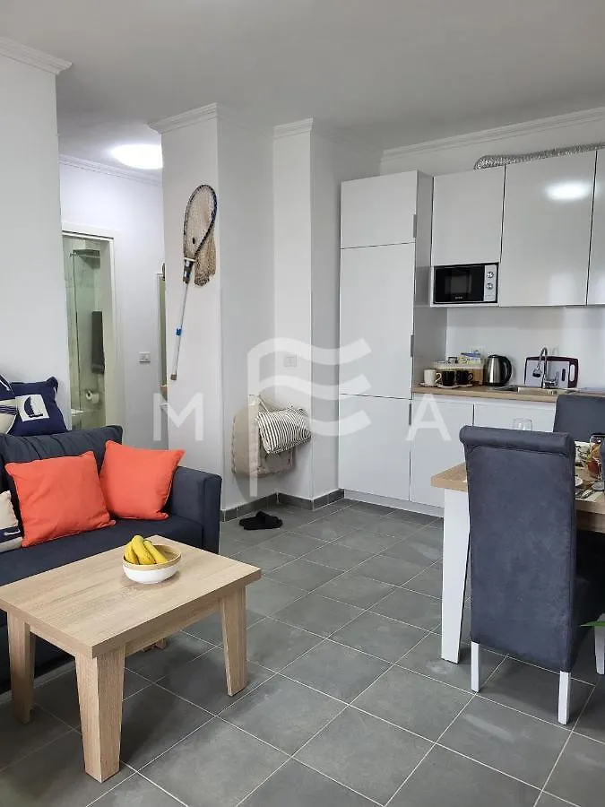 Hotel Pista Kosova 875 Durrës
